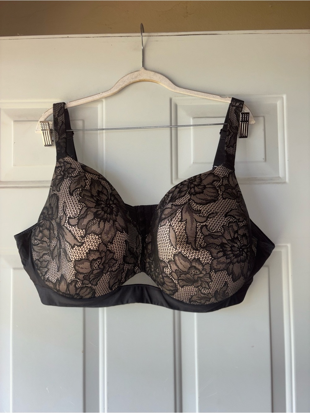 Cacique black underwire bra size 46 DD